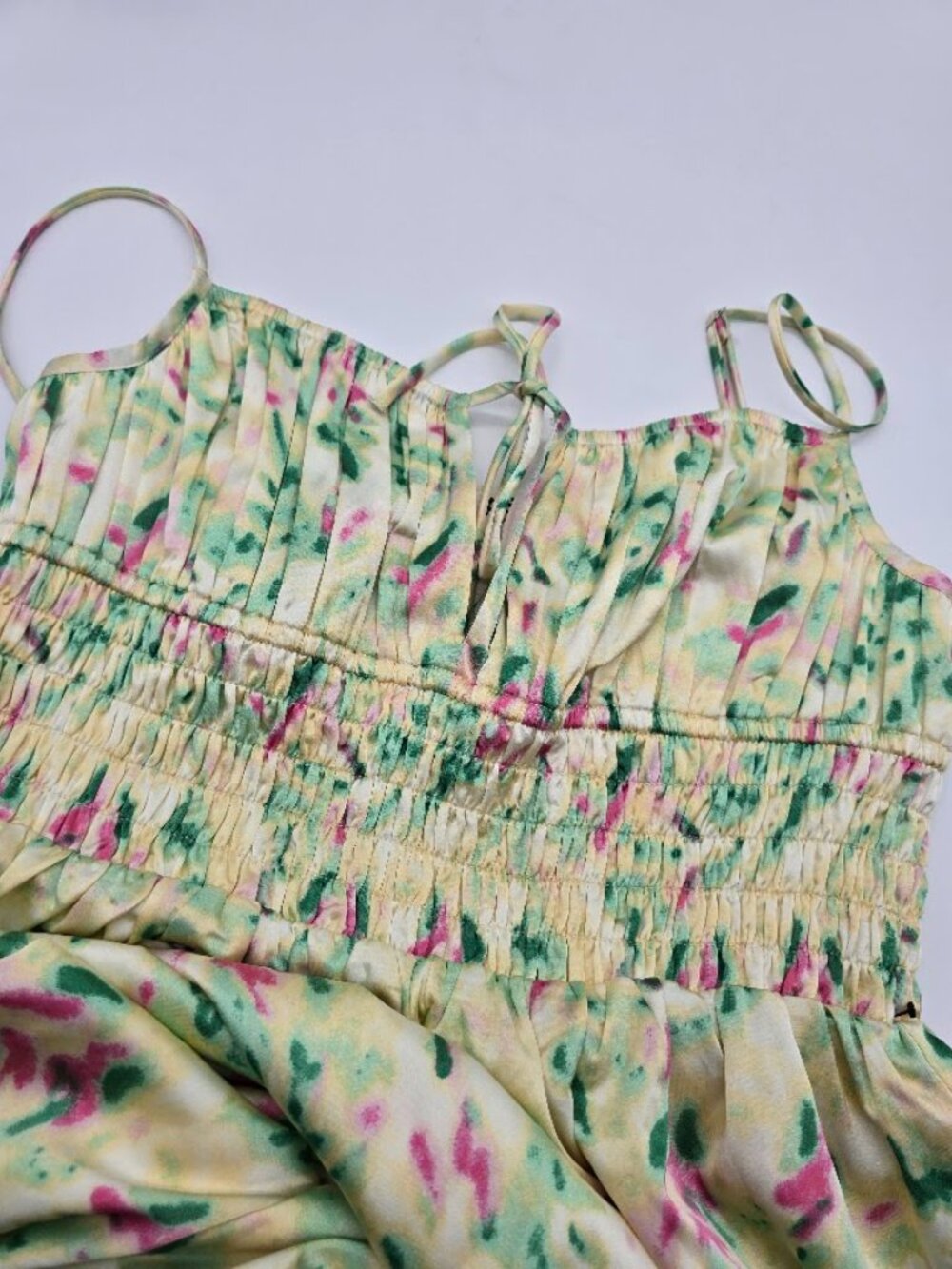 ASTR The Label Floral Smocked Midi Dress M Yellow Wedding Guest NWOT - Picture 8 of 10